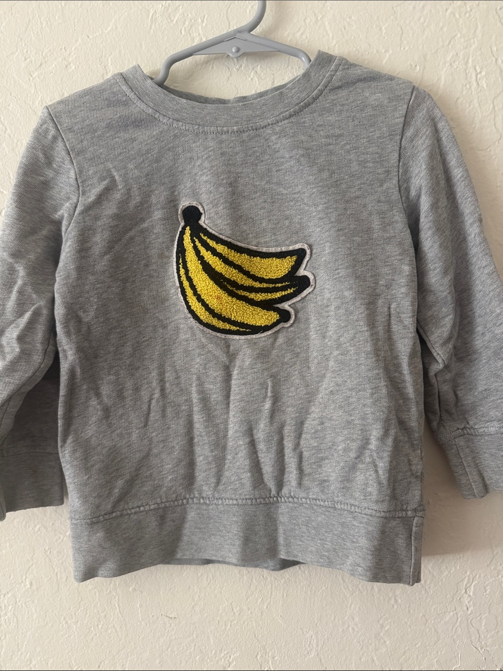 Hannah Andersson Kids Gray Sweatshirt with Yellow Banana Patch 3T